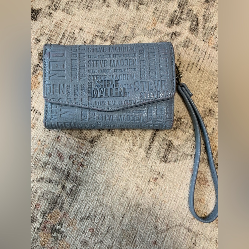 Steve Madden Blue Wrist Wallet